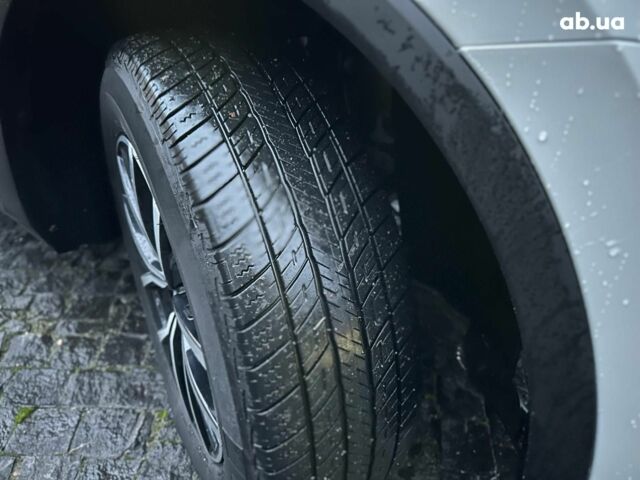 Белый Фольксваген Тигуан, объемом двигателя 2 л и пробегом 102 тыс. км за 21990 $, фото 10 на Automoto.ua