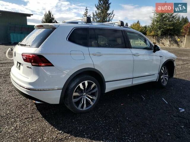 Белый Фольксваген Тигуан, объемом двигателя 1.98 л и пробегом 50 тыс. км за 7000 $, фото 2 на Automoto.ua