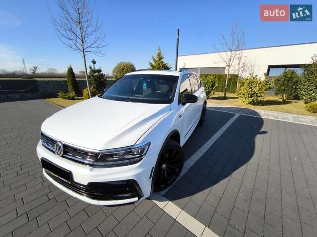 Білий Фольксваген Тігуан, об'ємом двигуна 2 л та пробігом 123 тис. км за 27500 $, фото 21 на Automoto.ua