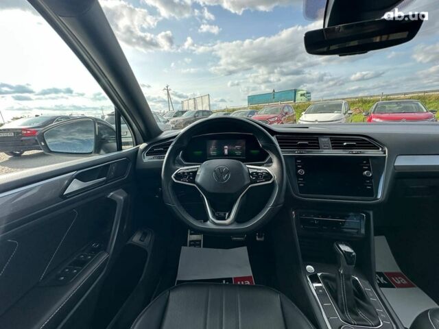 Белый Фольксваген Тигуан, объемом двигателя 2 л и пробегом 58 тыс. км за 31490 $, фото 34 на Automoto.ua