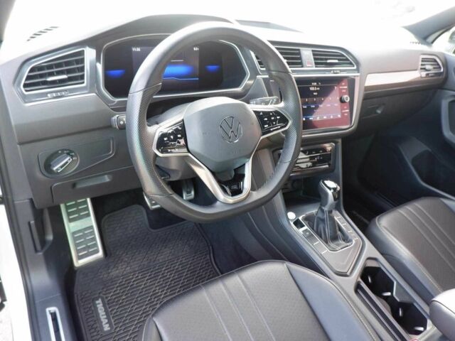 Белый Фольксваген Тигуан, объемом двигателя 2 л и пробегом 17 тыс. км за 16200 $, фото 8 на Automoto.ua