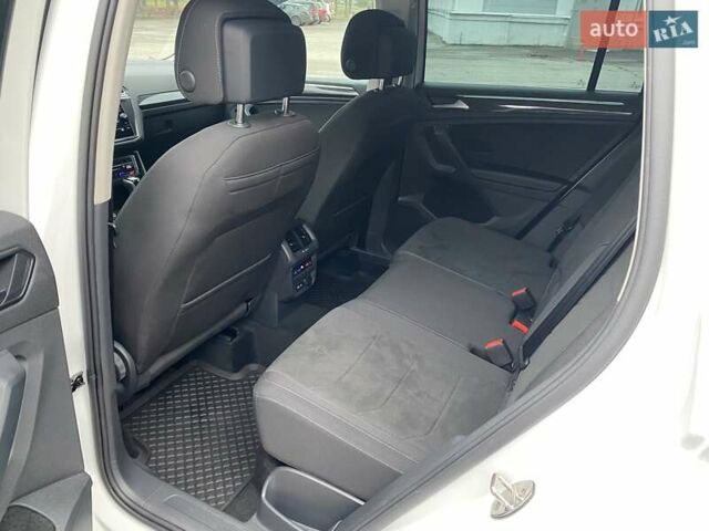 Білий Фольксваген Тігуан, об'ємом двигуна 1.98 л та пробігом 10 тис. км за 35500 $, фото 22 на Automoto.ua