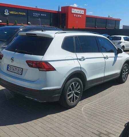Белый Фольксваген Тигуан, объемом двигателя 1.98 л и пробегом 44 тыс. км за 23500 $, фото 7 на Automoto.ua