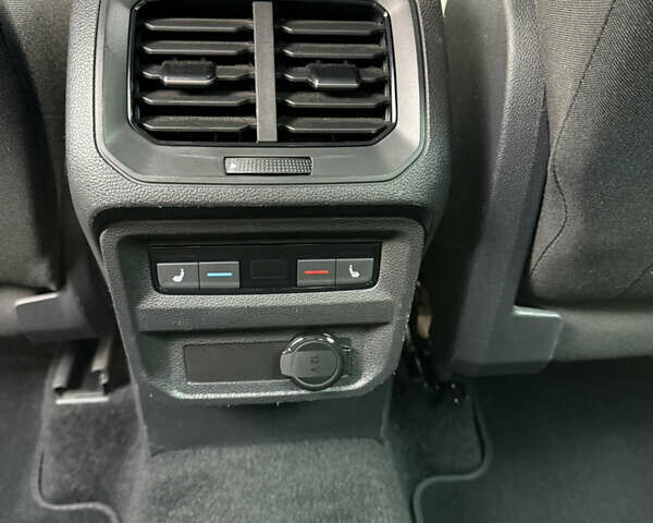 Білий Фольксваген Тігуан, об'ємом двигуна 1.97 л та пробігом 78 тис. км за 36000 $, фото 39 на Automoto.ua