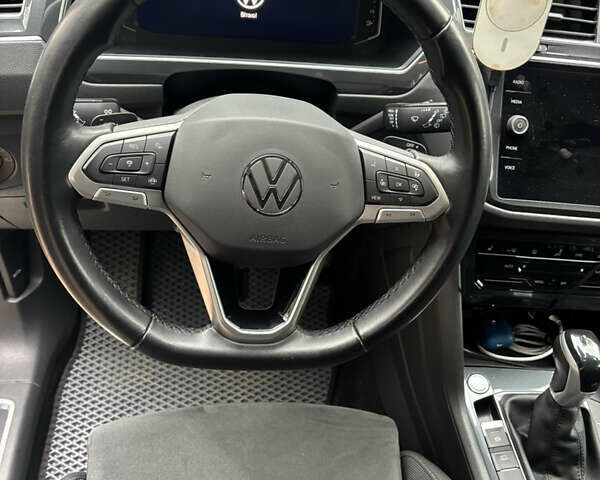 Білий Фольксваген Тігуан, об'ємом двигуна 1.98 л та пробігом 35 тис. км за 31600 $, фото 16 на Automoto.ua