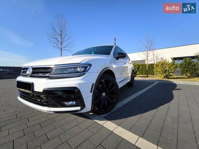Білий Фольксваген Тігуан, об'ємом двигуна 2 л та пробігом 123 тис. км за 27500 $, фото 18 на Automoto.ua