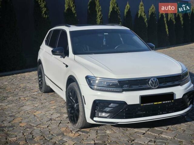 Білий Фольксваген Тігуан, об'ємом двигуна 2 л та пробігом 123 тис. км за 27500 $, фото 10 на Automoto.ua