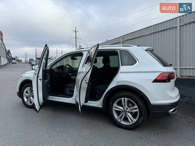 Білий Фольксваген Тігуан, об'ємом двигуна 1.97 л та пробігом 78 тис. км за 36000 $, фото 11 на Automoto.ua