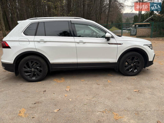 Білий Фольксваген Тігуан, об'ємом двигуна 1.98 л та пробігом 35 тис. км за 31600 $, фото 4 на Automoto.ua