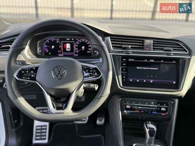 Белый Фольксваген Тигуан, объемом двигателя 1.97 л и пробегом 189 тыс. км за 36500 $, фото 62 на Automoto.ua