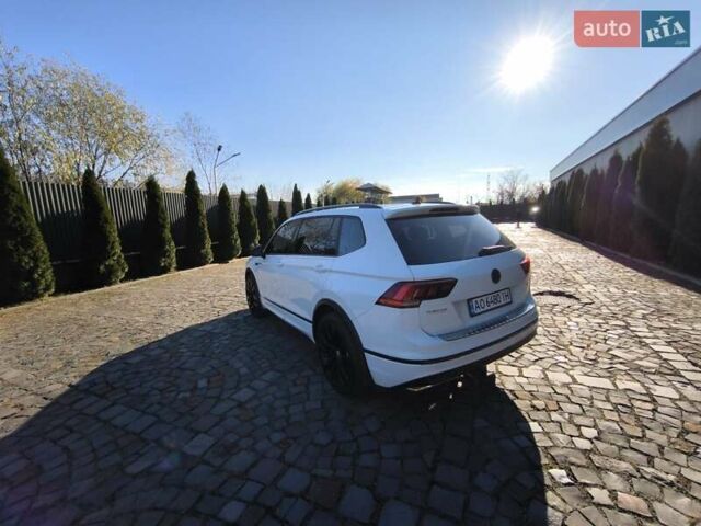 Білий Фольксваген Тігуан, об'ємом двигуна 2 л та пробігом 123 тис. км за 27500 $, фото 48 на Automoto.ua