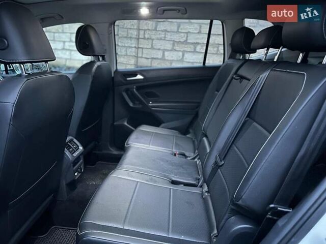 Белый Фольксваген Тигуан, объемом двигателя 2 л и пробегом 102 тыс. км за 21990 $, фото 12 на Automoto.ua