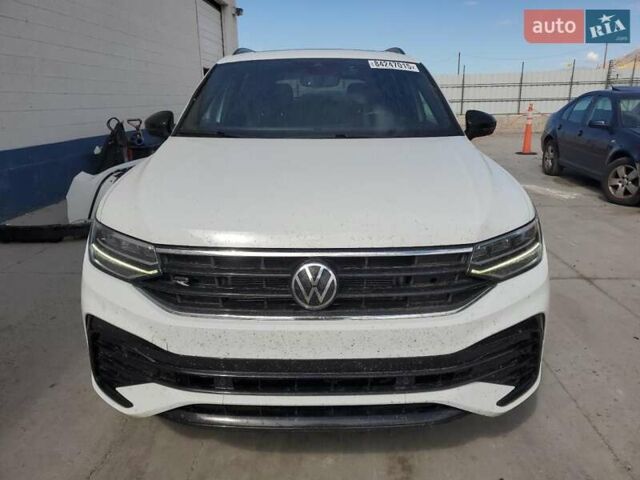 Белый Фольксваген Тигуан, объемом двигателя 2 л и пробегом 97 тыс. км за 20715 $, фото 4 на Automoto.ua