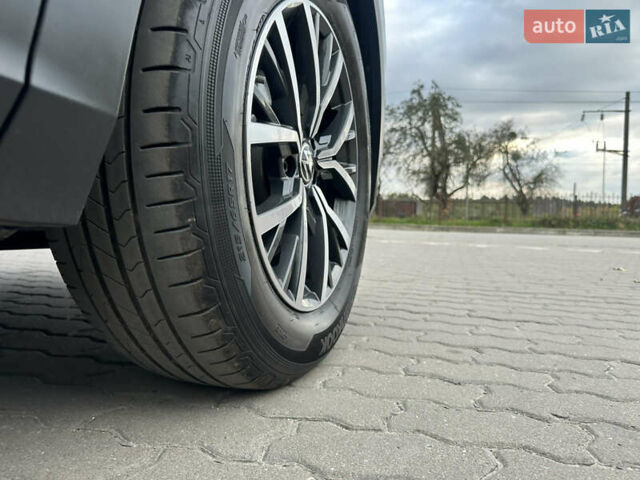 Белый Фольксваген Тигуан, объемом двигателя 2 л и пробегом 132 тыс. км за 27750 $, фото 65 на Automoto.ua