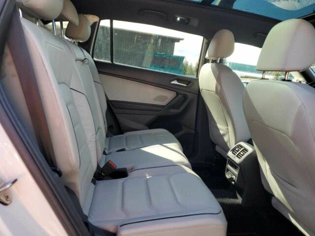 Білий Фольксваген Тігуан, об'ємом двигуна 2 л та пробігом 50 тис. км за 7000 $, фото 10 на Automoto.ua