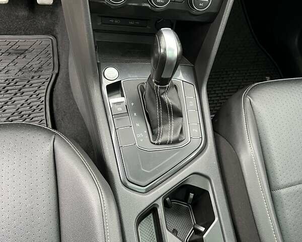 Білий Фольксваген Тігуан, об'ємом двигуна 1.98 л та пробігом 113 тис. км за 25500 $, фото 43 на Automoto.ua