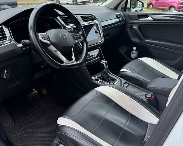 Белый Фольксваген Тигуан, объемом двигателя 2 л и пробегом 114 тыс. км за 34500 $, фото 8 на Automoto.ua