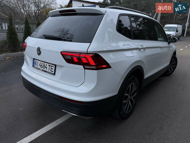 Белый Фольксваген Тигуан, объемом двигателя 2 л и пробегом 67 тыс. км за 21300 $, фото 4 на Automoto.ua