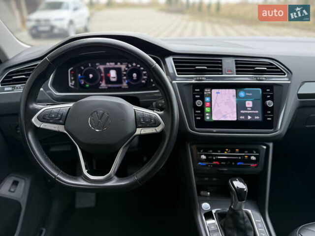 Білий Фольксваген Тігуан, об'ємом двигуна 2 л та пробігом 191 тис. км за 29200 $, фото 42 на Automoto.ua
