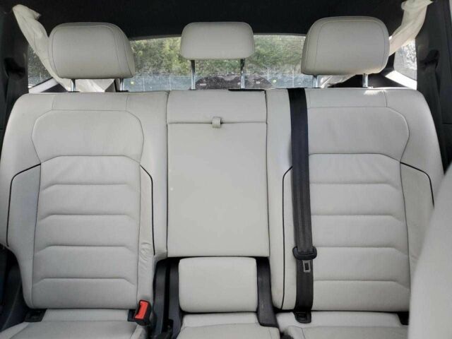 Білий Фольксваген Тігуан, об'ємом двигуна 2 л та пробігом 50 тис. км за 7000 $, фото 9 на Automoto.ua