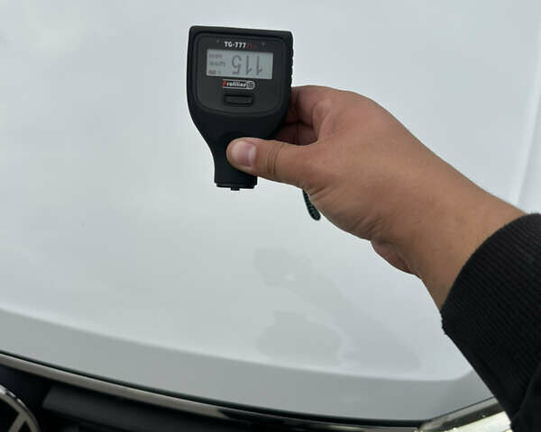 Белый Фольксваген Тигуан, объемом двигателя 2 л и пробегом 132 тыс. км за 27750 $, фото 124 на Automoto.ua