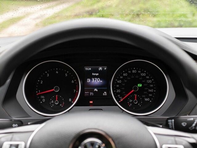 Белый Фольксваген Тигуан, объемом двигателя 2 л и пробегом 67 тыс. км за 13600 $, фото 5 на Automoto.ua