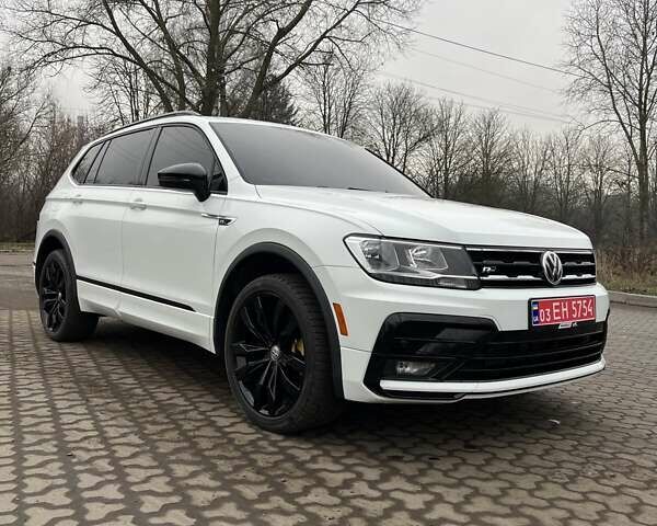 Білий Фольксваген Тігуан, об'ємом двигуна 1.98 л та пробігом 113 тис. км за 25500 $, фото 1 на Automoto.ua