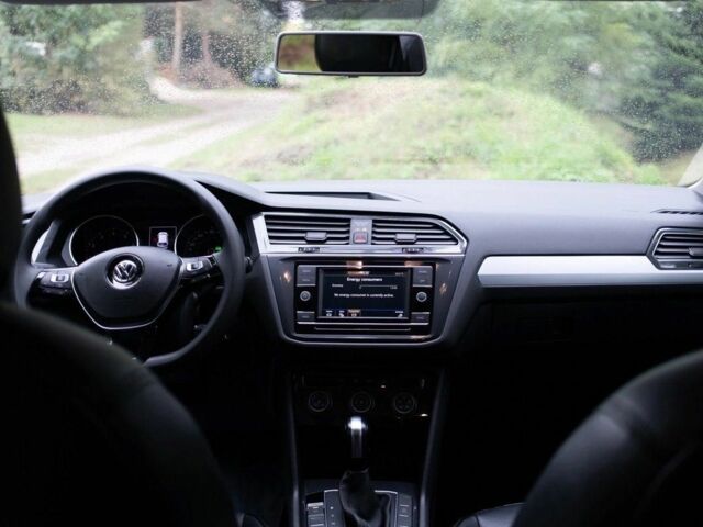 Белый Фольксваген Тигуан, объемом двигателя 2 л и пробегом 67 тыс. км за 13600 $, фото 7 на Automoto.ua