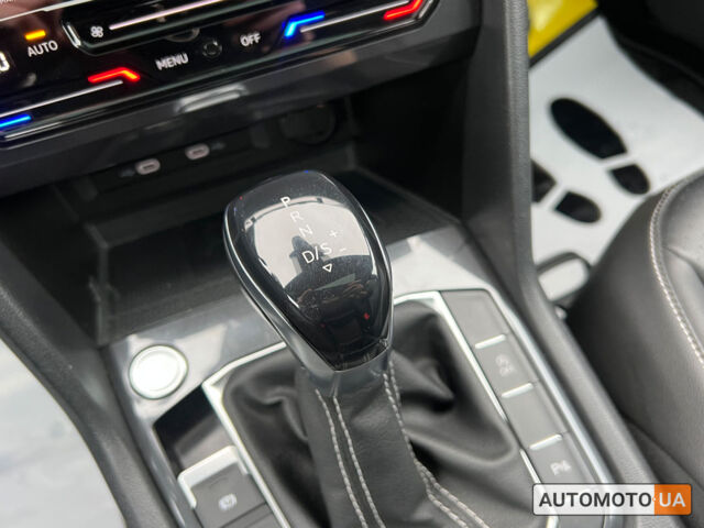 Білий Фольксваген Тігуан, об'ємом двигуна 2 л та пробігом 54 тис. км за 32700 $, фото 18 на Automoto.ua