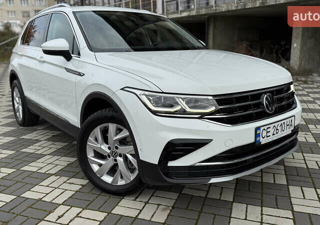 Білий Фольксваген Тігуан, об'ємом двигуна 2 л та пробігом 191 тис. км за 29200 $, фото 3 на Automoto.ua