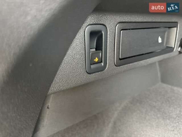 Білий Фольксваген Тігуан, об'ємом двигуна 2 л та пробігом 191 тис. км за 29200 $, фото 46 на Automoto.ua