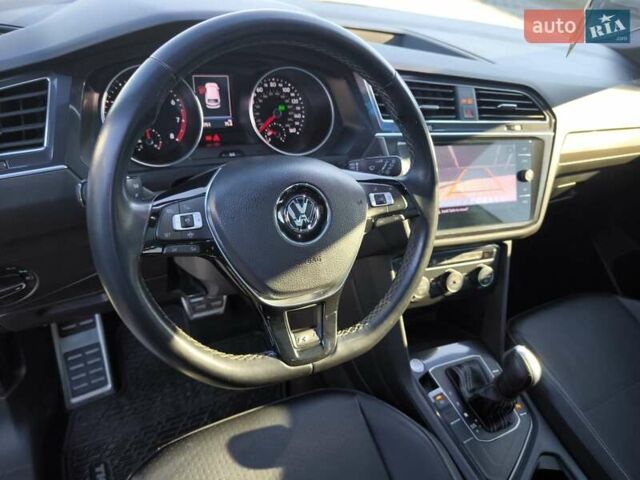 Білий Фольксваген Тігуан, об'ємом двигуна 2 л та пробігом 123 тис. км за 27500 $, фото 91 на Automoto.ua