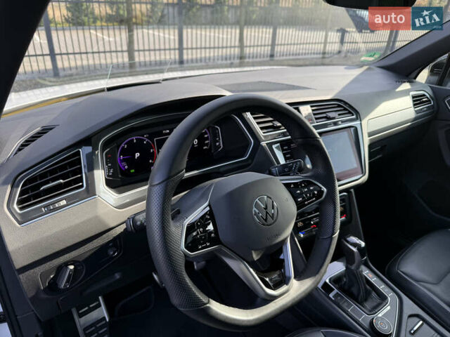 Белый Фольксваген Тигуан, объемом двигателя 1.97 л и пробегом 189 тыс. км за 36500 $, фото 59 на Automoto.ua