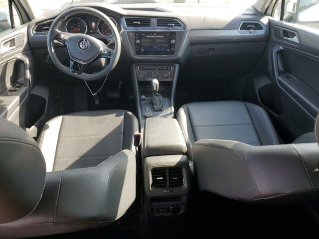 Білий Фольксваген Тігуан, об'ємом двигуна 2 л та пробігом 151 тис. км за 12800 $, фото 7 на Automoto.ua