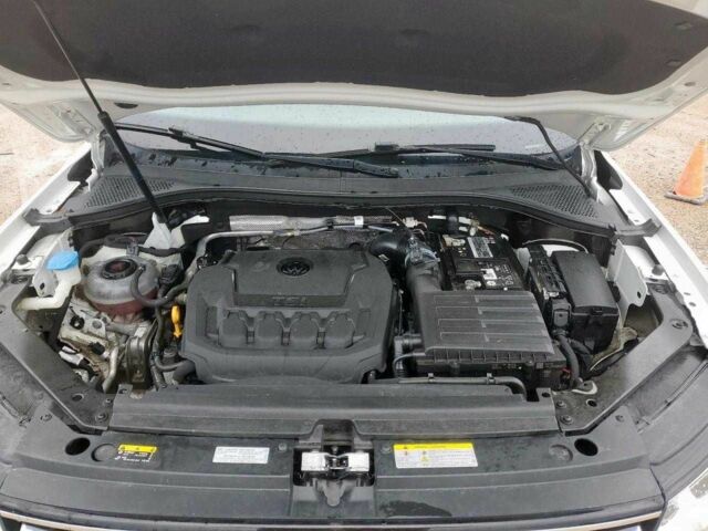 Белый Фольксваген Тигуан, объемом двигателя 2 л и пробегом 76 тыс. км за 14900 $, фото 18 на Automoto.ua