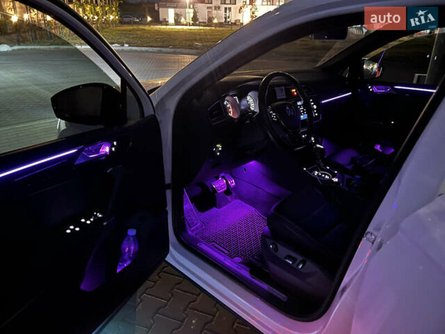 Белый Фольксваген Тигуан, объемом двигателя 1.98 л и пробегом 77 тыс. км за 26550 $, фото 30 на Automoto.ua