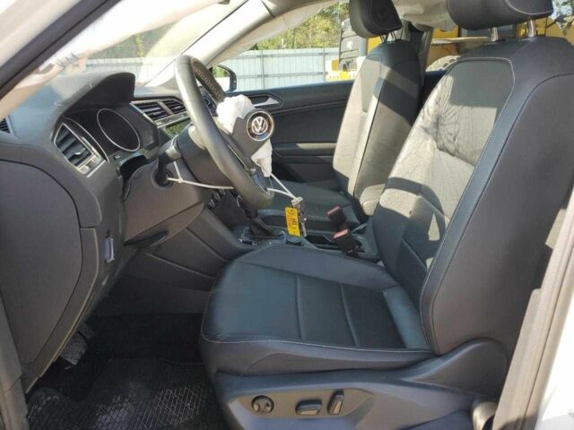 Белый Фольксваген Тигуан, объемом двигателя 2 л и пробегом 35 тыс. км за 11700 $, фото 6 на Automoto.ua