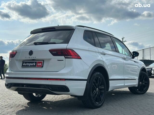 Белый Фольксваген Тигуан, объемом двигателя 2 л и пробегом 58 тыс. км за 31490 $, фото 8 на Automoto.ua