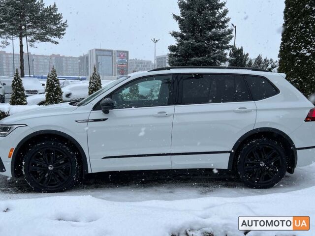 Білий Фольксваген Тігуан, об'ємом двигуна 2 л та пробігом 54 тис. км за 32700 $, фото 3 на Automoto.ua