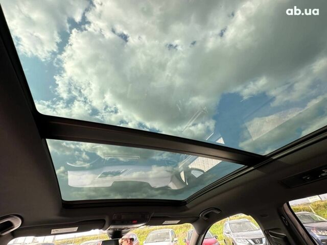 Белый Фольксваген Тигуан, объемом двигателя 2 л и пробегом 58 тыс. км за 31490 $, фото 35 на Automoto.ua