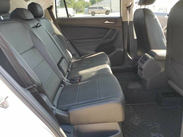 Белый Фольксваген Тигуан, объемом двигателя 2 л и пробегом 35 тыс. км за 11700 $, фото 10 на Automoto.ua