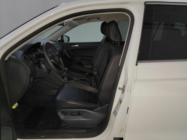 Белый Фольксваген Тигуан, объемом двигателя 2 л и пробегом 32 тыс. км за 18000 $, фото 10 на Automoto.ua