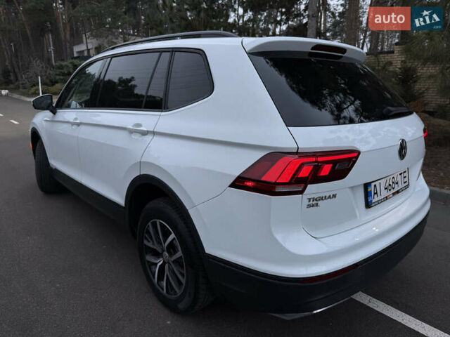 Белый Фольксваген Тигуан, объемом двигателя 2 л и пробегом 67 тыс. км за 21300 $, фото 3 на Automoto.ua