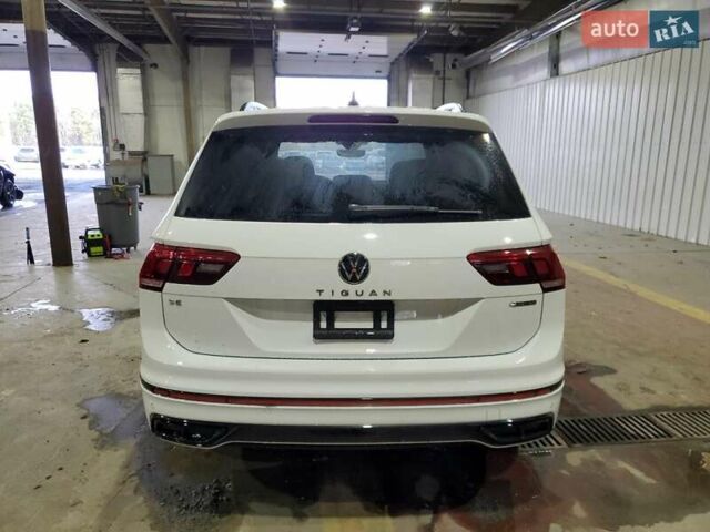 Белый Фольксваген Тигуан, объемом двигателя 1.98 л и пробегом 57 тыс. км за 8500 $, фото 2 на Automoto.ua