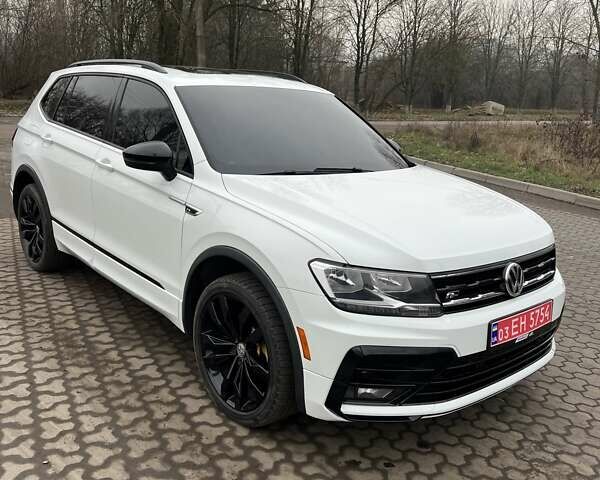 Білий Фольксваген Тігуан, об'ємом двигуна 1.98 л та пробігом 113 тис. км за 25500 $, фото 2 на Automoto.ua