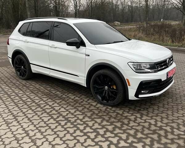 Білий Фольксваген Тігуан, об'ємом двигуна 1.98 л та пробігом 113 тис. км за 25500 $, фото 8 на Automoto.ua