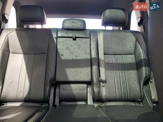 Белый Фольксваген Тигуан, объемом двигателя 2 л и пробегом 97 тыс. км за 20715 $, фото 9 на Automoto.ua