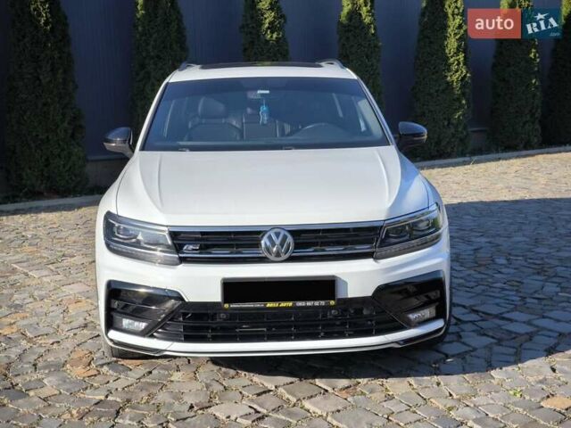 Білий Фольксваген Тігуан, об'ємом двигуна 2 л та пробігом 123 тис. км за 27500 $, фото 61 на Automoto.ua