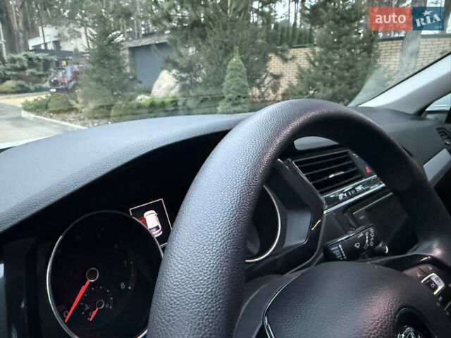 Белый Фольксваген Тигуан, объемом двигателя 2 л и пробегом 67 тыс. км за 21300 $, фото 13 на Automoto.ua