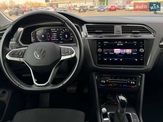 Белый Фольксваген Тигуан, объемом двигателя 1.98 л и пробегом 106 тыс. км за 34999 $, фото 3 на Automoto.ua